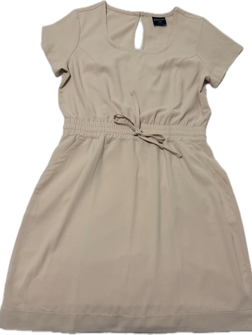 Cream Short Sleeve Drawstring Waist Dress